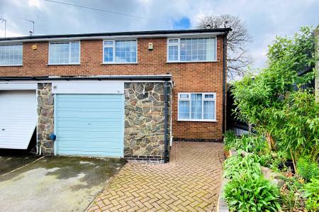 4 bedroom Semi-detached house for sale in Leicester Road, Groby, LE6