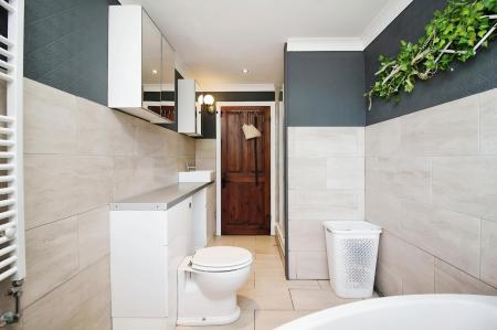 3 bedroom Semi-detached house for sale in Letchworth Road, Leicester, LE3