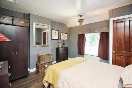 3 bedroom Semi-detached house for sale in Letchworth Road, Leicester, LE3