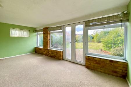 2 bedroom Detached bungalow for sale in Lowland Avenue, Leicester Forest East, LE3