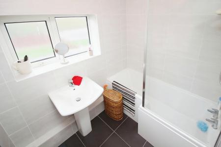 3 bedroom Detached house for sale in Lubbesthorpe Road, Braunstone Town, LE3