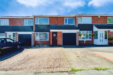 3 bedroom Terraced House for sale in Lyndene Close, Earl Shilton, LE9