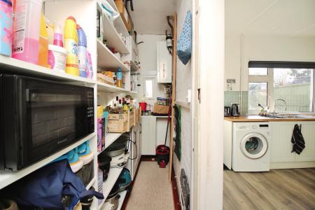 2 bedroom Terraced House for sale in Main Street, Huncote, LE9