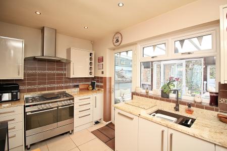 3 bedroom Detached bungalow for sale in Mallory Close, Newbold Verdon, LE9