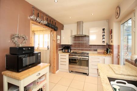 3 bedroom Detached bungalow for sale in Mallory Close, Newbold Verdon, LE9