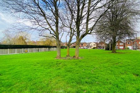 3 bedroom Detached bungalow for sale in Mallory Close, Newbold Verdon, LE9