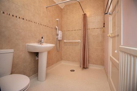 3 bedroom Semi-detached house for sale in Marwood Road, Leicester, LE4