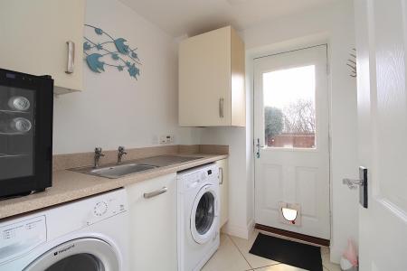 4 bedroom Detached house for sale in Masefield Place, Earl Shilton, LE9