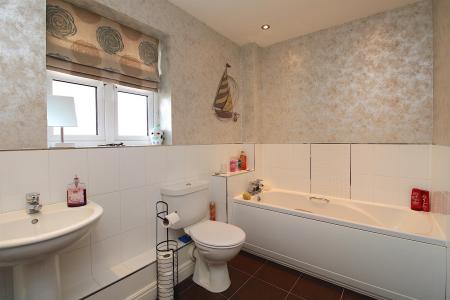 4 bedroom Detached house for sale in Masefield Place, Earl Shilton, LE9