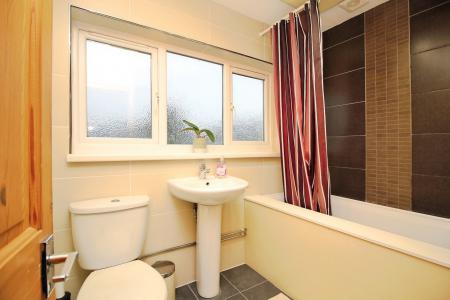 3 bedroom Terraced House for sale in Morpeth Avenue, Mowmacre Hill, Leicester, LE4