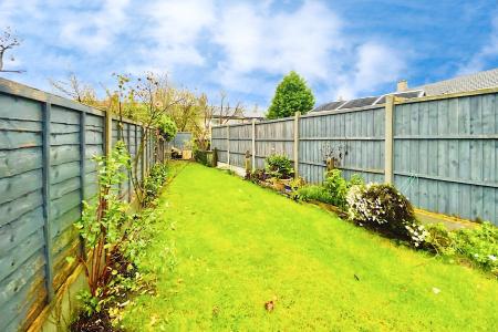 3 bedroom Terraced House for sale in Morpeth Avenue, Mowmacre Hill, Leicester, LE4