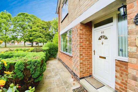 3 bedroom Semi-detached house for sale in Mossdale Road, Braunstone Town, LE3