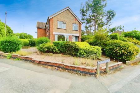 3 bedroom Semi-detached house for sale in Mossdale Road, Braunstone Town, LE3