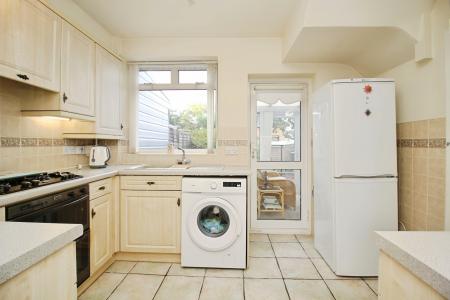 3 bedroom Semi-detached house for sale in Mossdale Road, Braunstone Town, LE3