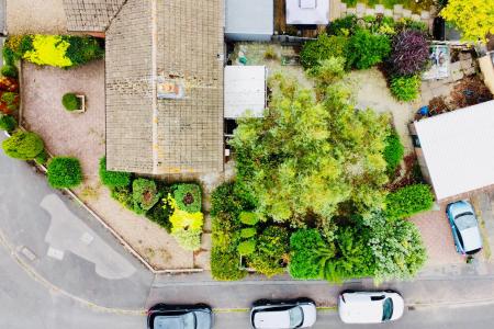 3 bedroom Semi-detached house for sale in Mossdale Road, Braunstone Town, LE3