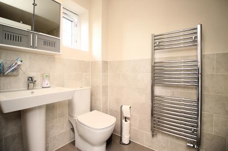 5 bedroom Detached house for sale in Nairn Way, Lubbesthorpe, LE19