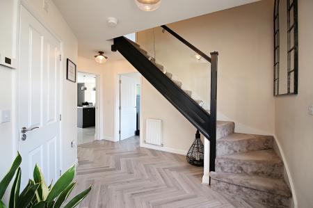 5 bedroom Detached house for sale in Nairn Way, Lubbesthorpe, LE19