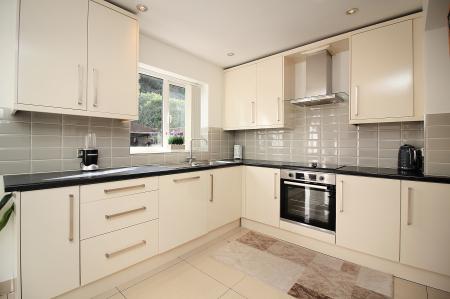 3 bedroom Semi-detached house for sale in Narborough Road South, Braunstone Town, LE3