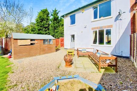 3 bedroom Semi-detached house for sale in Newfields Avenue, Braunstone, LE3