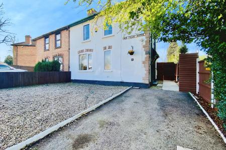Newfields Avenue, Braunstone, LE3