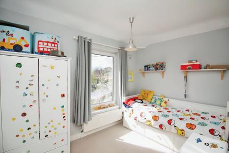 3 bedroom Semi-detached house for sale in Newfields Avenue, Braunstone, LE3