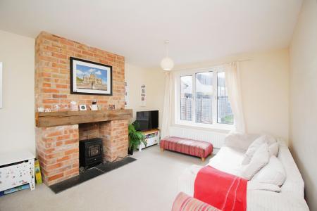 3 bedroom Semi-detached house for sale in Newfields Avenue, Braunstone, LE3
