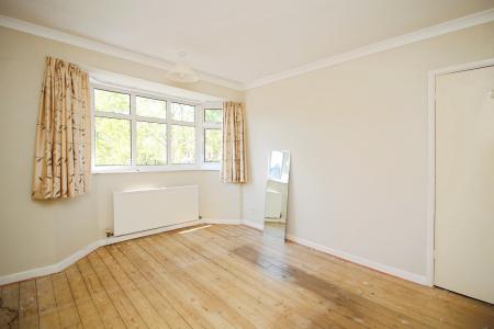 3 bedroom Detached house for sale in Oakcroft Avenue, Kirby Muxloe, LE9