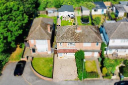 2 bedroom Semi-detached house for sale in Park Drive, Leicester Forest East, LE3