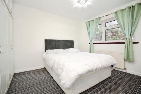 3 bedroom Semi-detached house for sale in Park Rise, Leicester, LE3