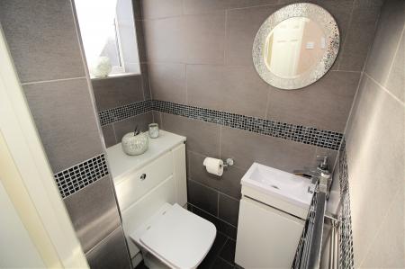 3 bedroom Semi-detached house for sale in Park Rise, Leicester, LE3