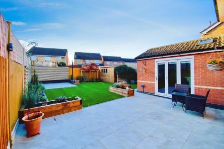 4 bedroom Detached house for sale in Petunia Close, Leicester Forest East, LE3