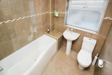 4 bedroom Detached house for sale in Petunia Close, Leicester Forest East, LE3