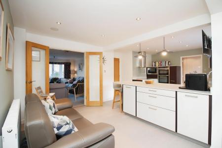 4 bedroom Detached house for sale in Petunia Close, Leicester Forest East, LE3