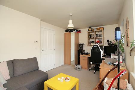 2 bedroom Semi-detached house for sale in Pickard Way, Leicester Forest East, LE3