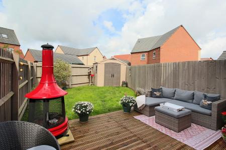 2 bedroom Semi-detached house for sale in Pickard Way, Leicester Forest East, LE3