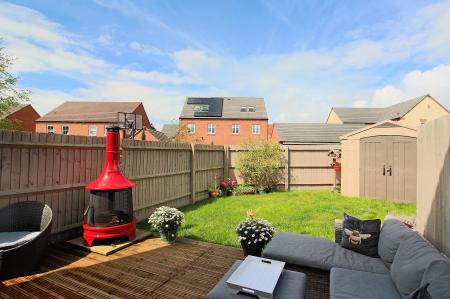 2 bedroom Semi-detached house for sale in Pickard Way, Leicester Forest East, LE3