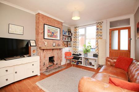 2 bedroom Terraced House for sale in Pine Road, Glenfield, LE3