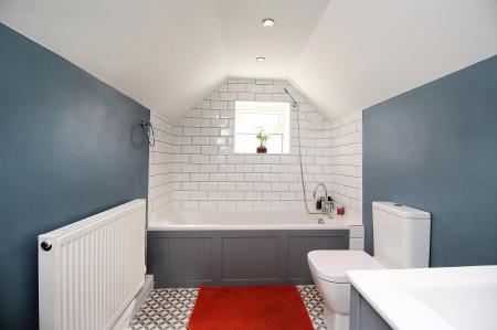 2 bedroom Terraced House for sale in Pine Road, Glenfield, LE3