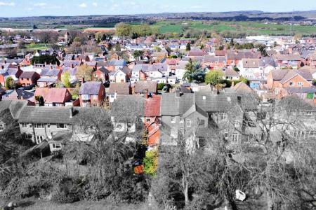 2 bedroom Terraced House for sale in Pine Road, Glenfield, LE3