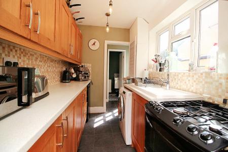 2 bedroom Terraced House for sale in Pine Road, Glenfield, LE3