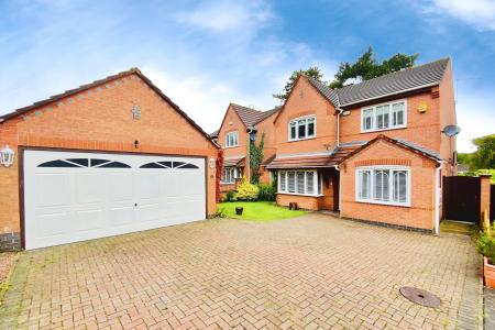 Pine View, Leicester Forest East, LE3