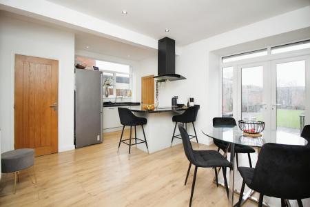 3 bedroom Semi-detached house for sale in Queens Drive, Leicester Forest East, LE3