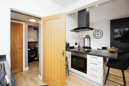 3 bedroom Semi-detached house for sale in Queens Drive, Leicester Forest East, LE3