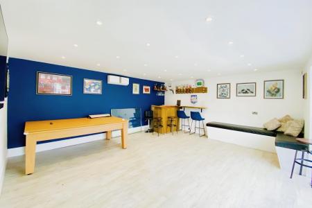 3 bedroom Semi-detached house for sale in Queens Drive, Leicester Forest East, LE3