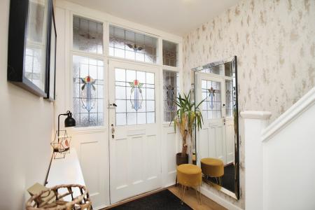 3 bedroom Semi-detached house for sale in Queens Drive, Leicester Forest East, LE3