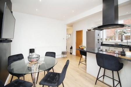 3 bedroom Semi-detached house for sale in Queens Drive, Leicester Forest East, LE3