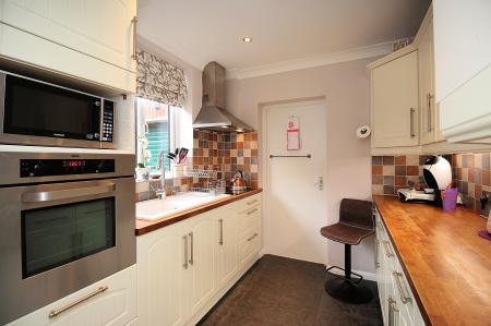 3 bedroom Semi-detached house for sale in Ratby Road, Groby, LE6