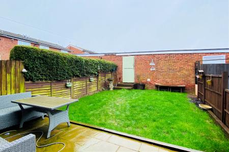 3 bedroom Terraced House for sale in Ratby Road, Groby, LE6 0GG