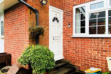 3 bedroom Terraced House for sale in Ratby Road, Groby, LE6 0GG