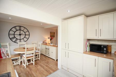 3 bedroom Terraced House for sale in Ratby Road, Groby, LE6 0GG